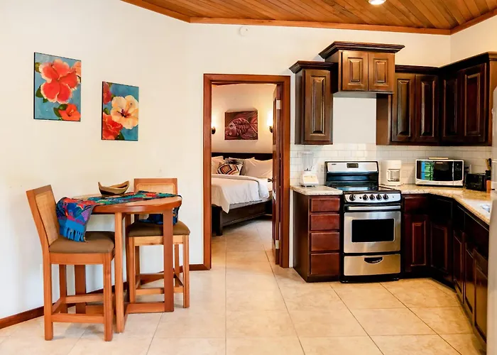 White Sands Cove G02-romantic Partial Ocean View 1 Bedroom By Floreo San Pedro (Ambergris Caye)