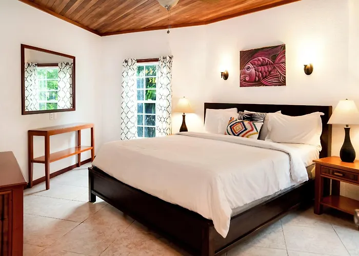 White Sands Cove G02-romantic Partial Ocean View 1 Bedroom By Floreo