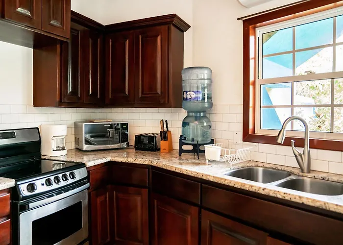 White Sands Cove G02-romantic Partial Ocean View 1 Bedroom By Floreo